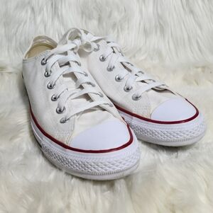 Converse Chuck Taylor All Star Low Top White 10 Women / 8 Men NWOB